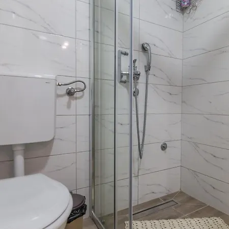 Apartment Apartman Agin Kutak